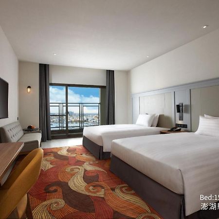 Discovery Hotel Magong Exterior foto